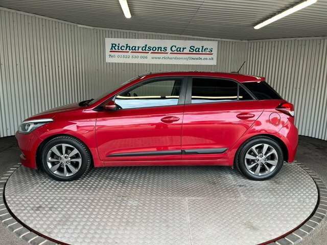 Hyundai I20 1.2 Premium Se Nav Hatchback Eur Red #6