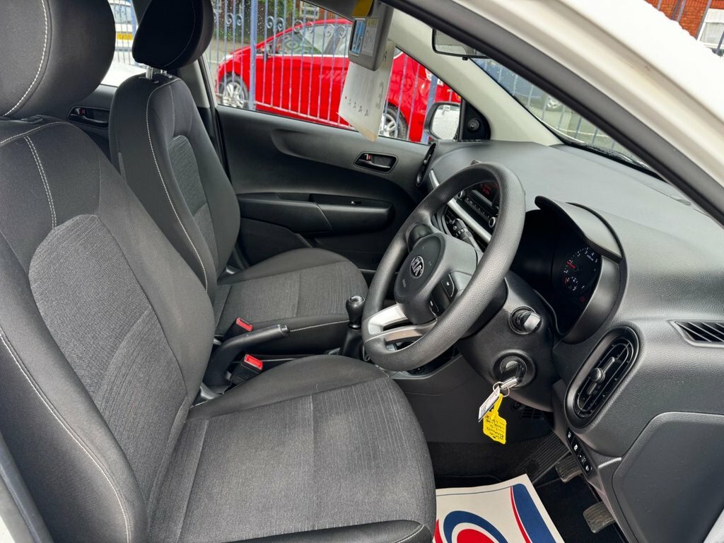 Kia Picanto 1L 1 White #4