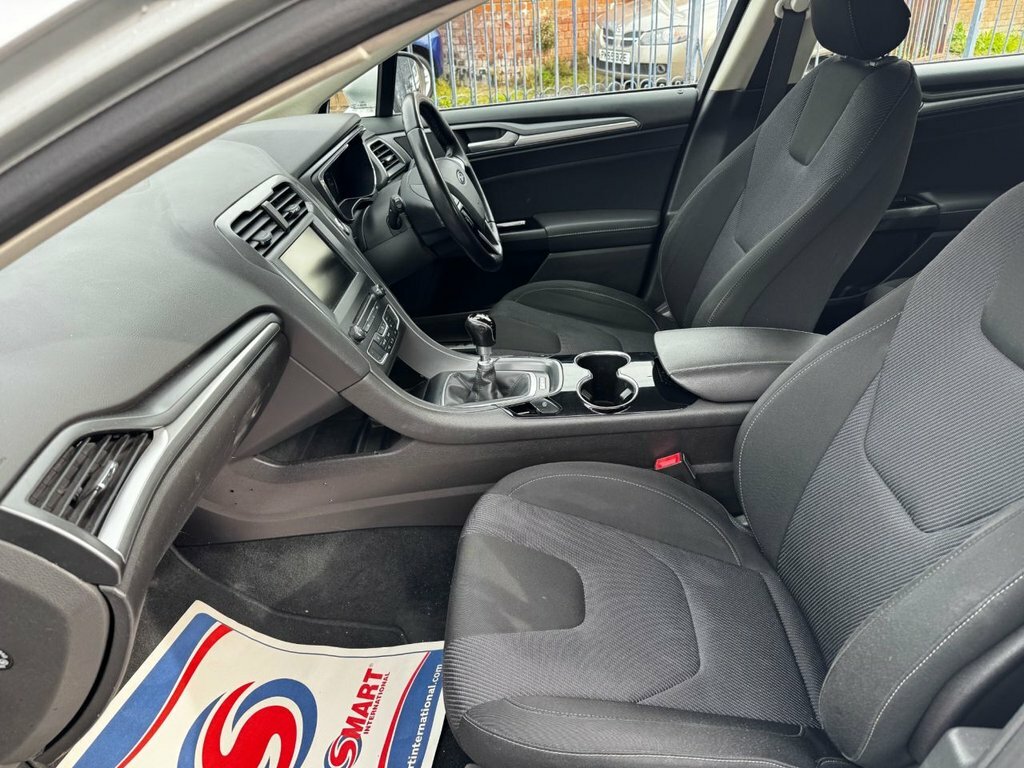 Ford Mondeo 2L Zetec Blue #9