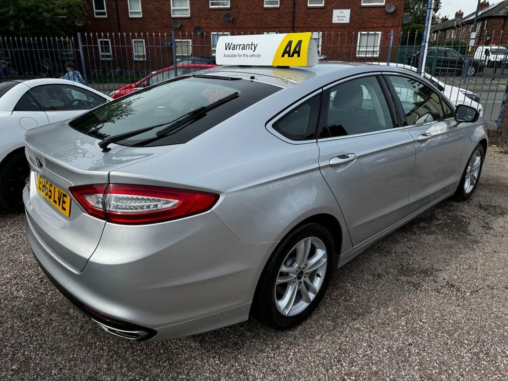 Ford Mondeo 2L Titanium Silver #2