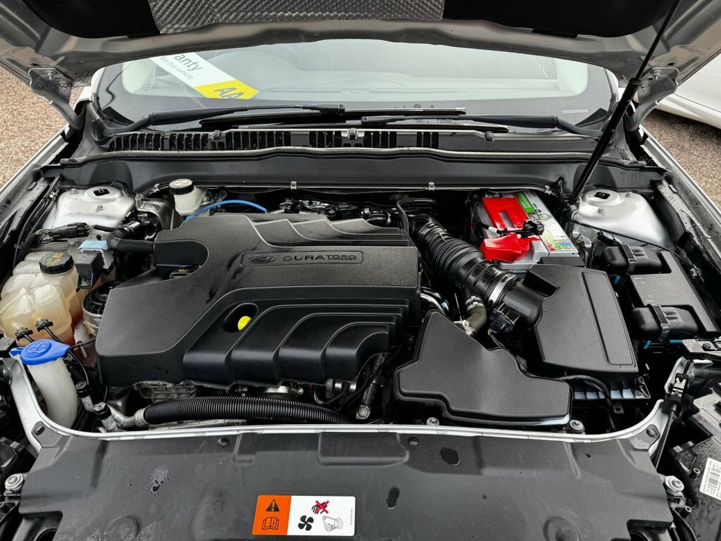 Ford Mondeo 2L Zetec Blue #15