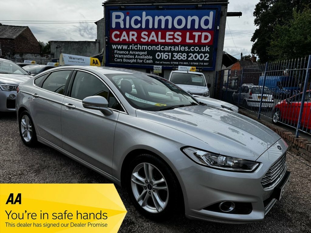 Ford Mondeo 2L Titanium Silver