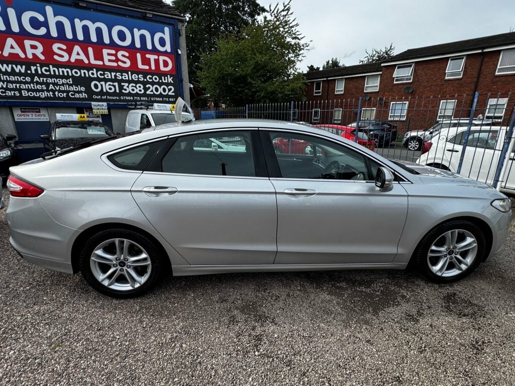 Ford Mondeo 2L Titanium Silver #4