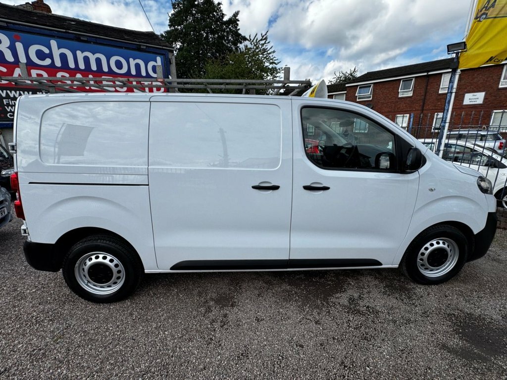 Citroen Dispatch 2L Enterprise Pro M 6Dr White #4
