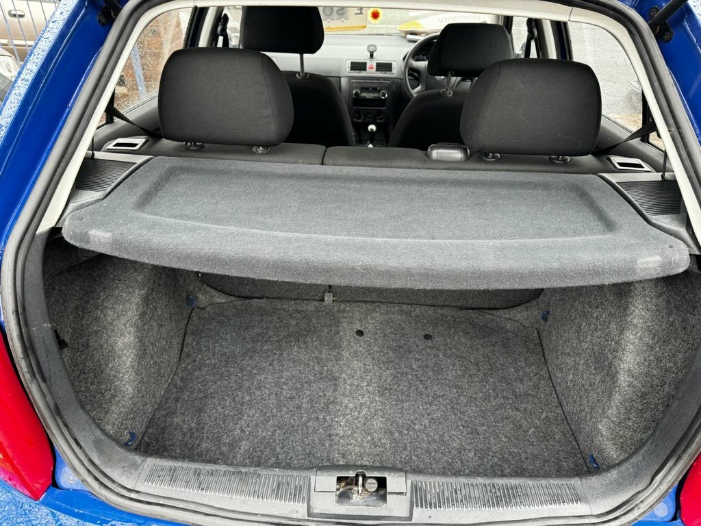 Skoda Fabia Ambiente 16V 5-Door Beige #15