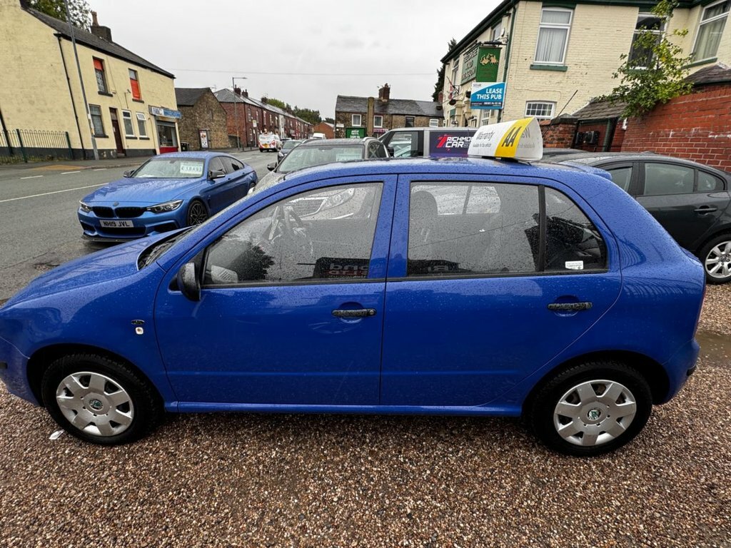 Skoda Fabia 1.2L Classic Blue #5