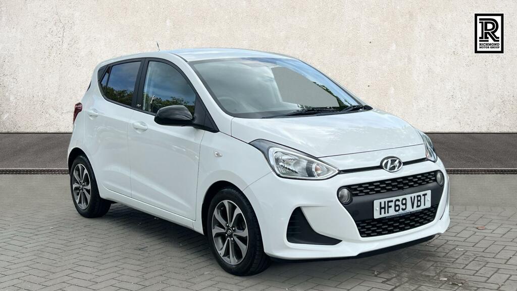 Hyundai I10 1.0 Play Hatchback Euro 6 67 Ps White