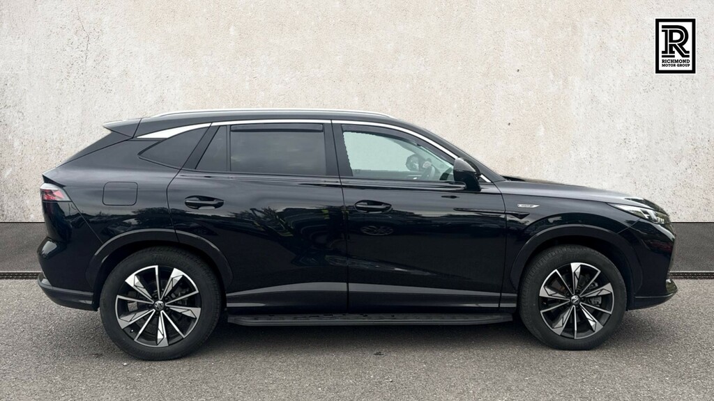 MG HS 1.5 T-gdi 24.7Kwh Trophy Suv Plug-in Hy Black #4