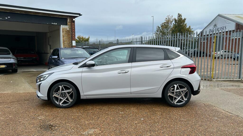 Hyundai I20 Black Line Green #18