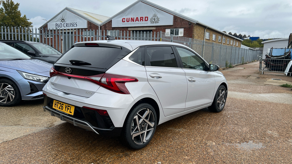 Hyundai I20 Black Line Green #19