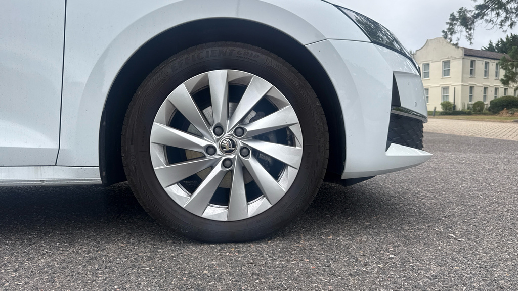 Skoda Octavia 1.5 Tsi E-tec Mhev Act Se L Hatchback H White #5