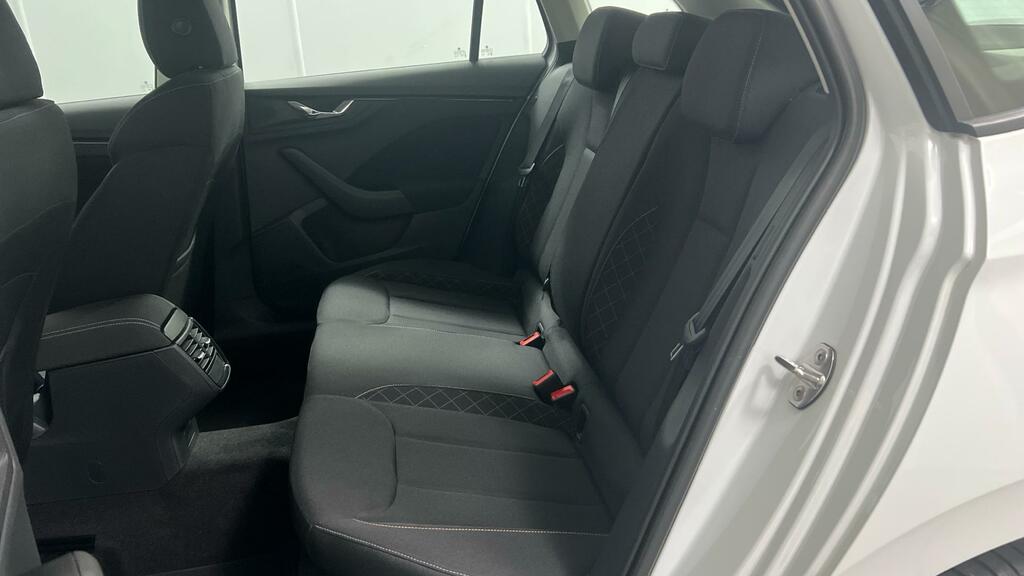 Skoda Scala 1.0 Tsi 95 Se White #9