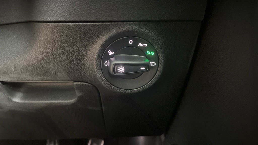 Skoda Karoq Se L Blue #31