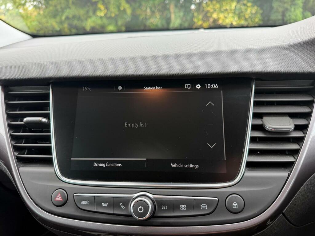 Vauxhall Crossland X 1.2 Elite Hatchback  #48