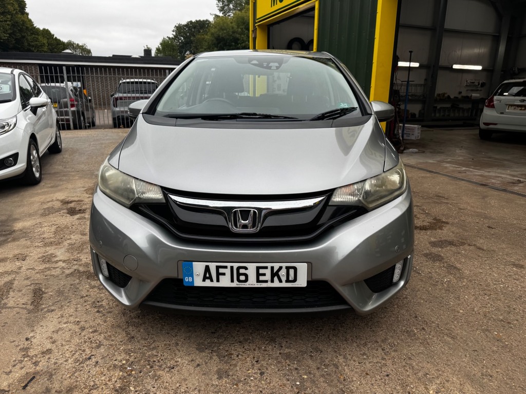 Honda Jazz 1.3 Se Cvt Silver #2