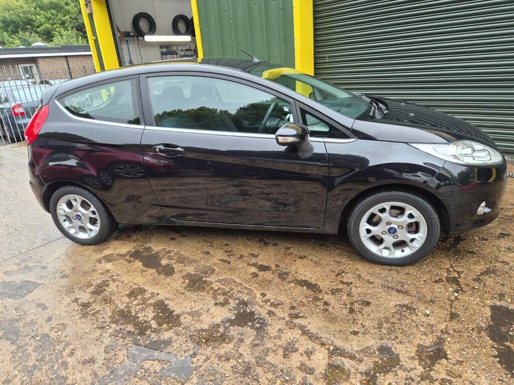 Ford Fiesta 1.4 Zetec Black #5
