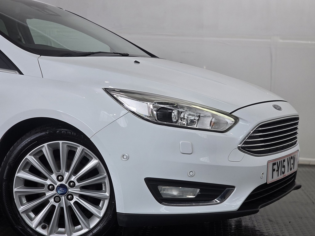 Ford Focus T Ecoboost Titanium X White #6