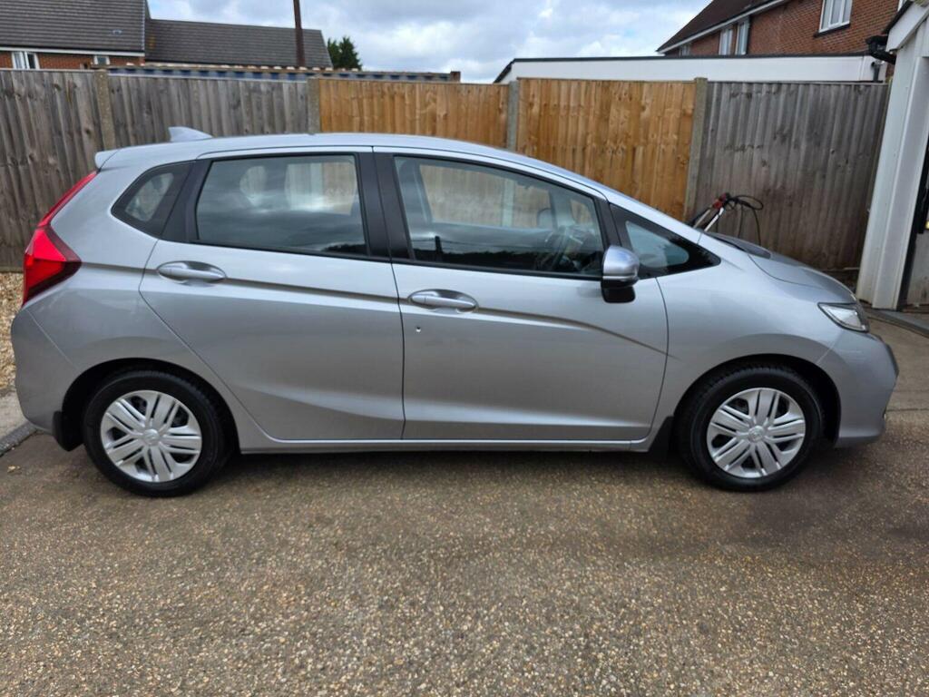 Honda Jazz Hatchback 1.3 I-vtec S Euro 6 Ss 201818 Silver #2
