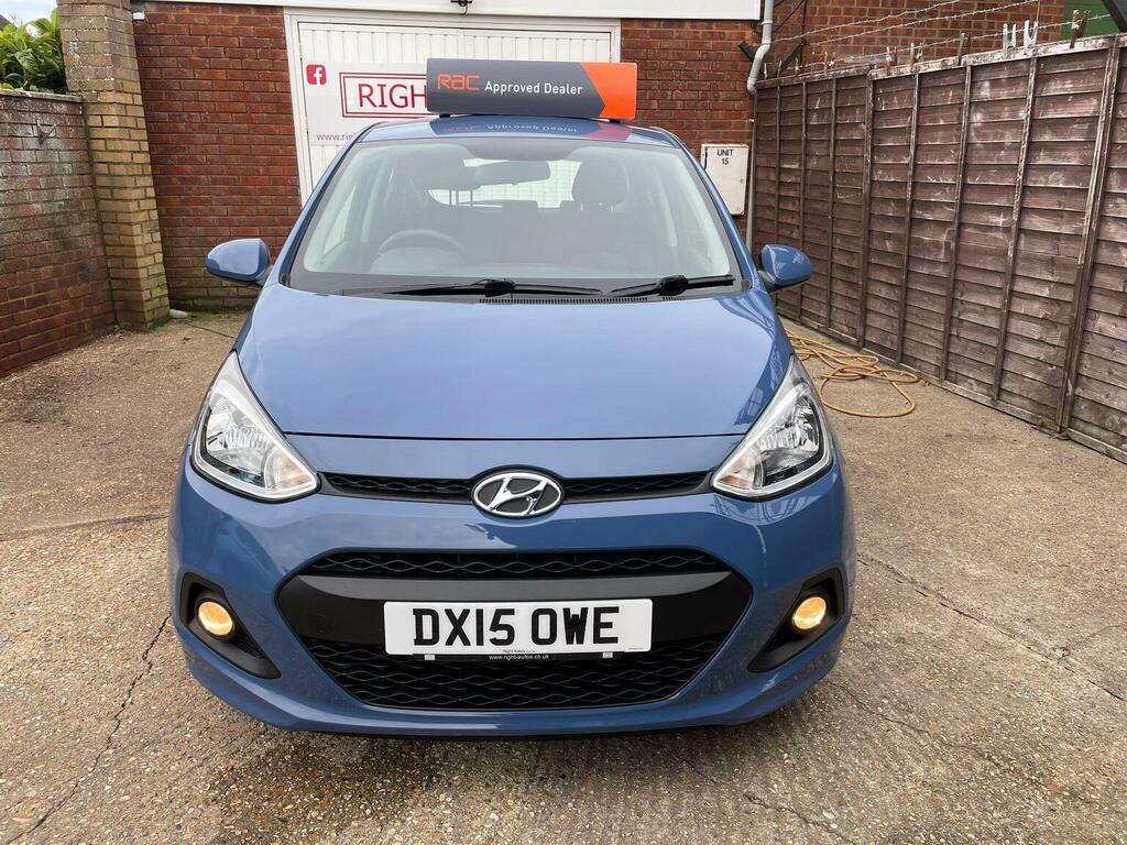Hyundai I10 Hatchback White #12