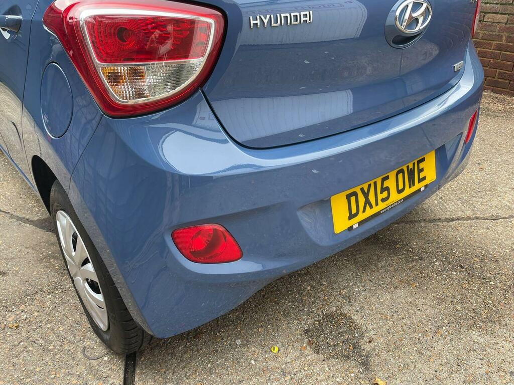 Hyundai I10 Hatchback White #27