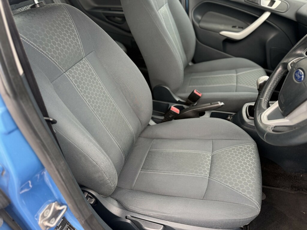 Ford Fiesta 1.4 Titanium Hatchback 149 G Black #29