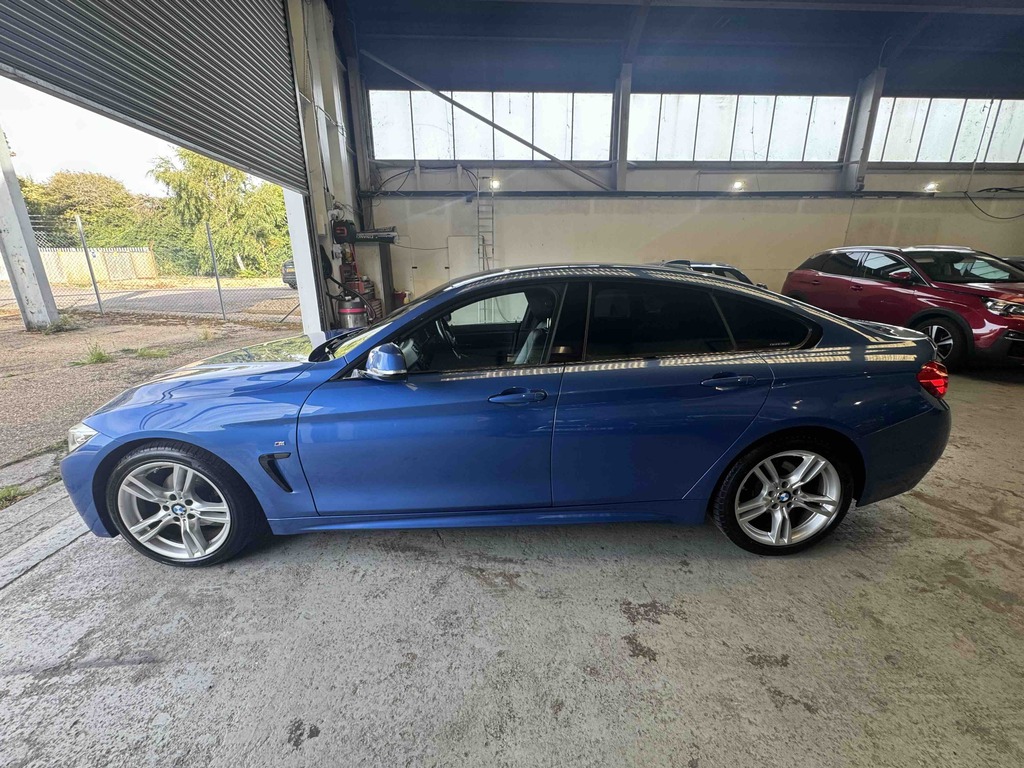 BMW 4 Series 420D M Sport Hatchback Blue #3