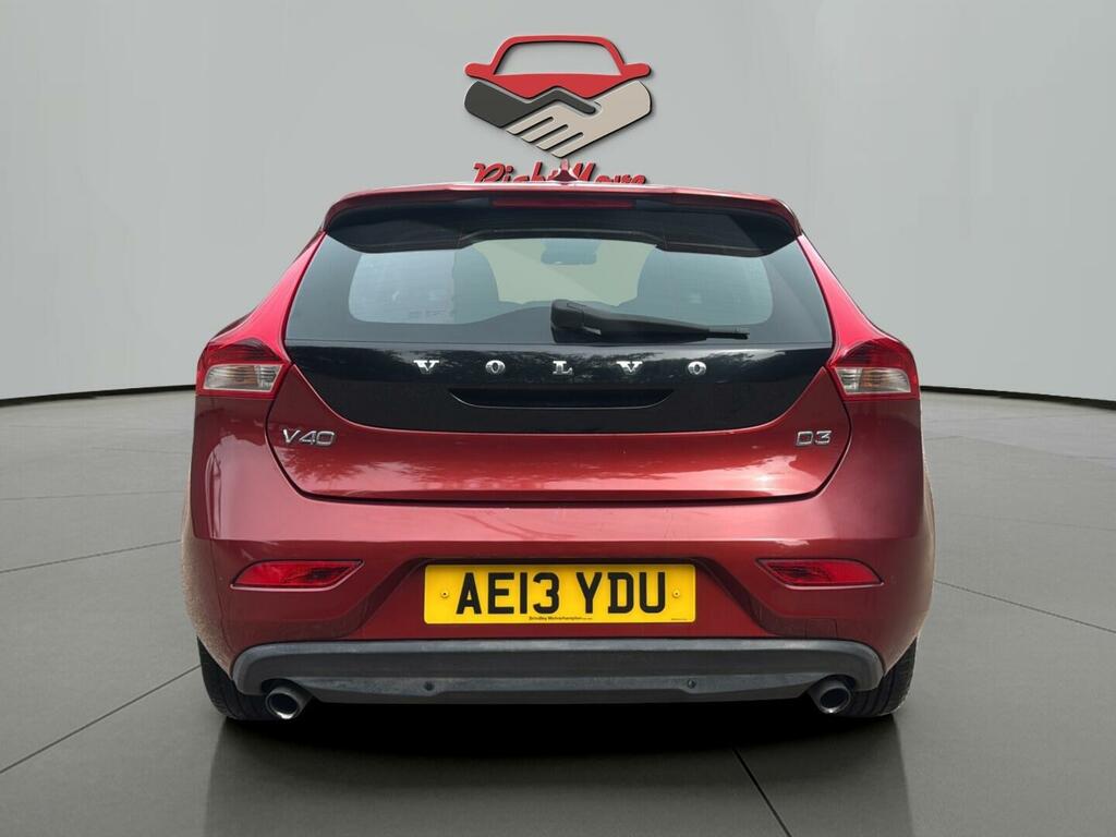 Volvo V40 Se Lux Nav Red #4