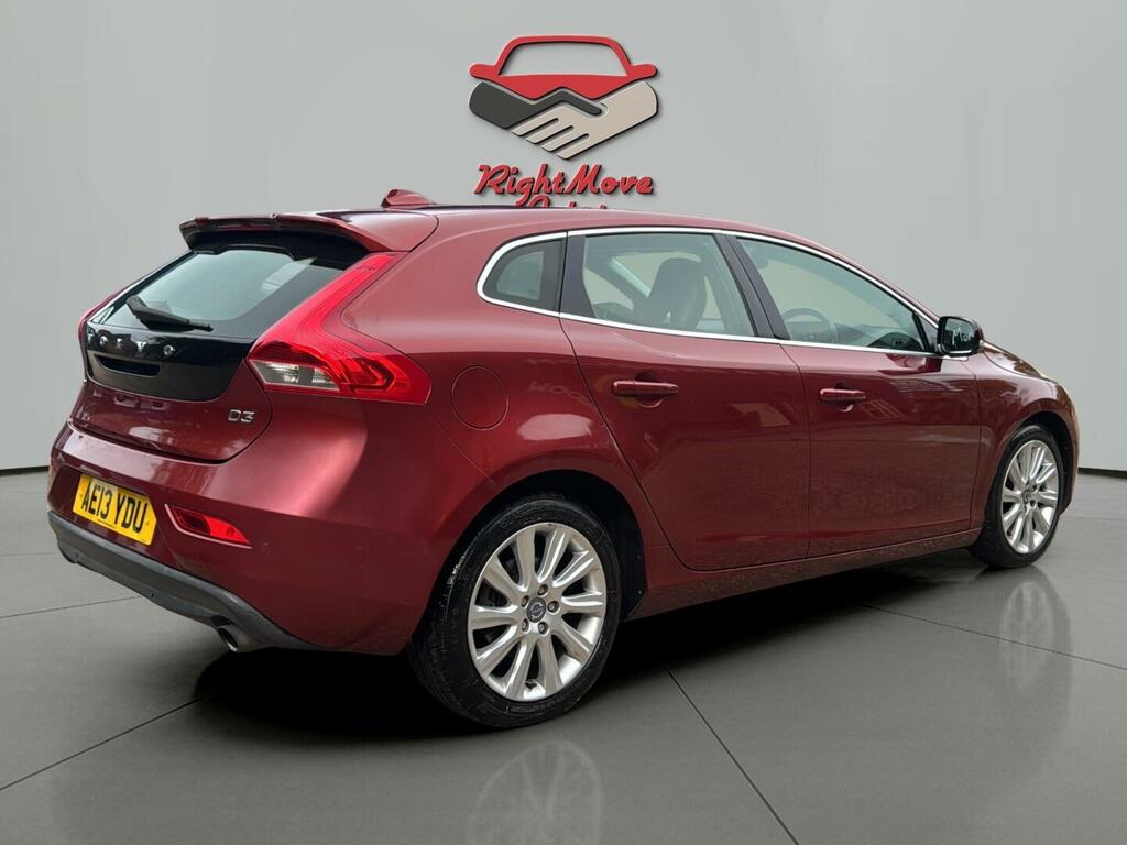 Volvo V40 Se Lux Nav Red #5