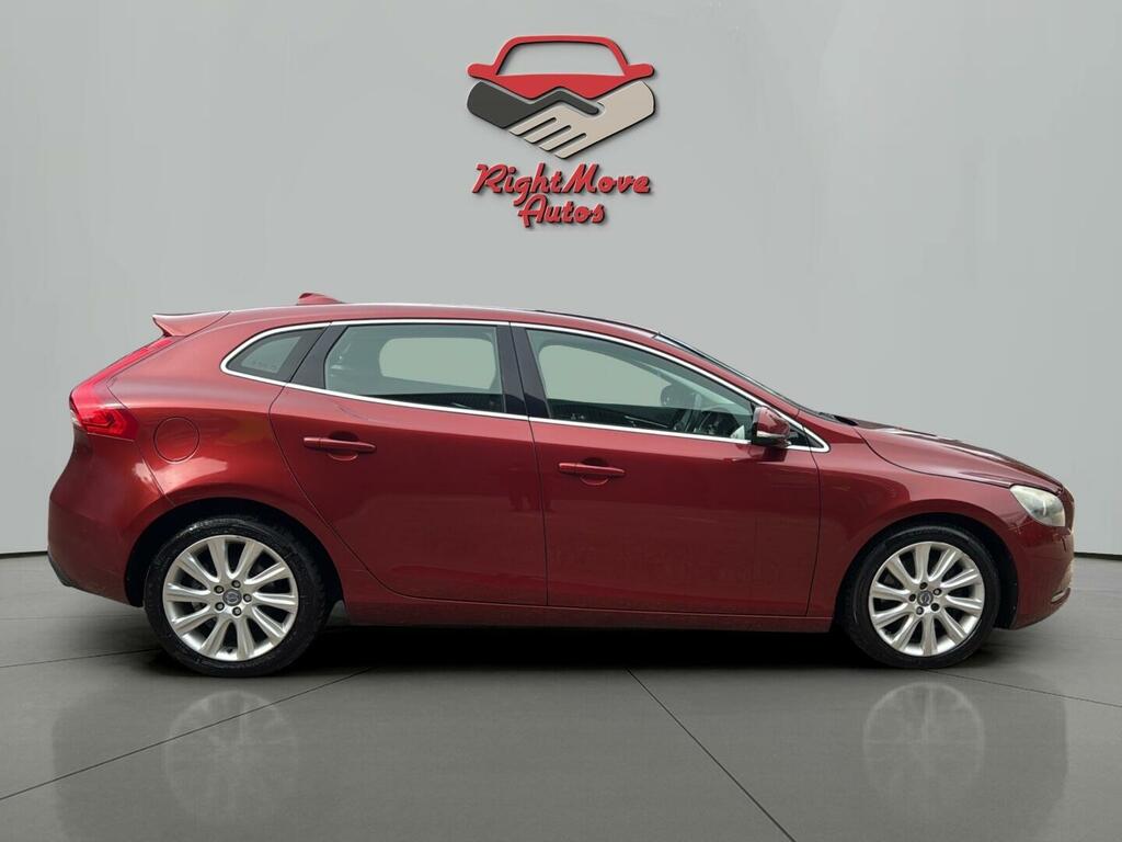 Volvo V40 Se Lux Nav Red #6