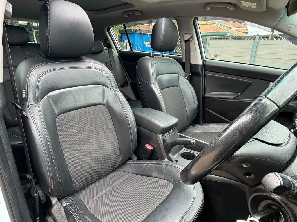 Kia Sportage 1.7 Crdi Isg 3 Sat Nav White #13