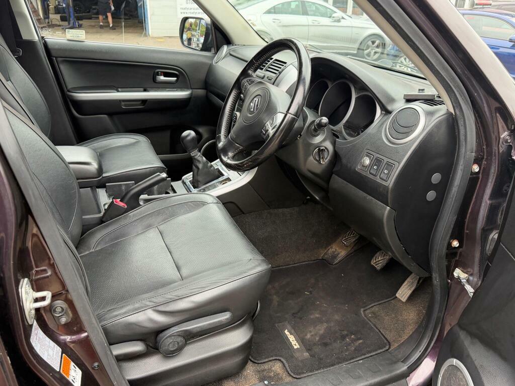Suzuki Grand Vitara 1.9 Ddis Sz5 4Wd Euro 4 Purple #4