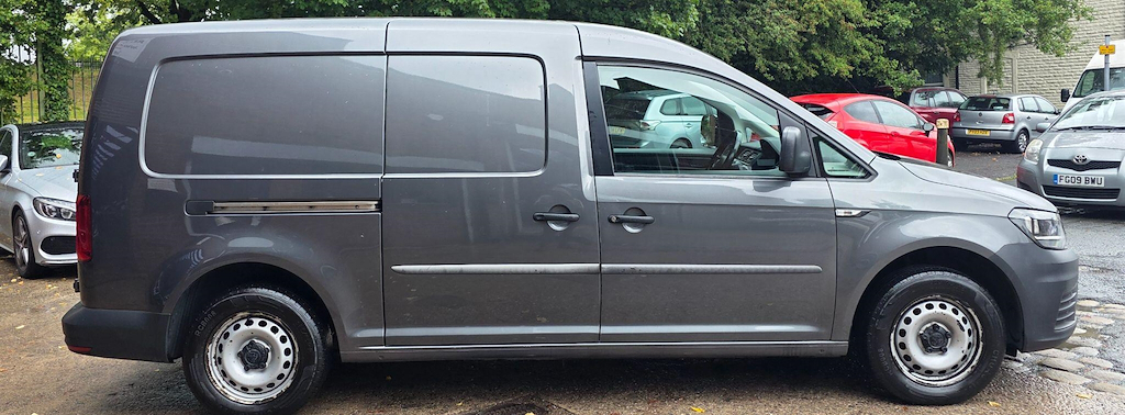 Volkswagen Caddy Maxi 2L Startline 6Dr Blue #7