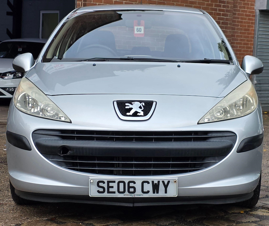 Peugeot 207 1.4 16V S Silver #2