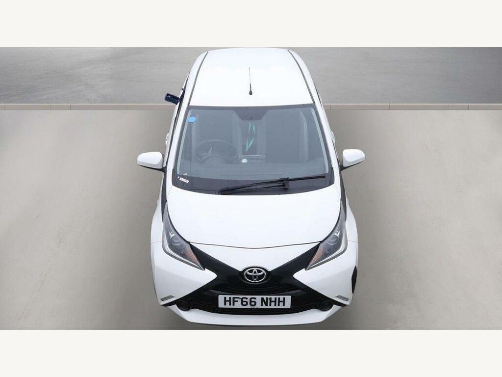Toyota Aygo Vvt-i X-play Euro 5 Euro 5 White #5