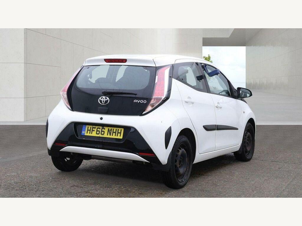 Toyota Aygo Vvt-i X-play Euro 5 Euro 5 White #4