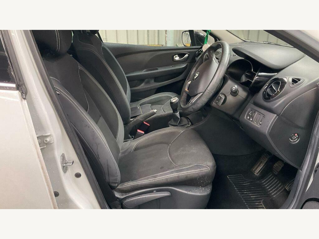 Renault Clio 0.9 Tce 90 Signature Nav Tce 89 Red #9