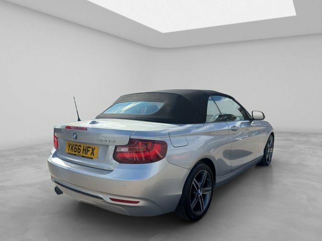 BMW 2 Series 2016 2.0 220D Sport Convertible Eu Silver #4