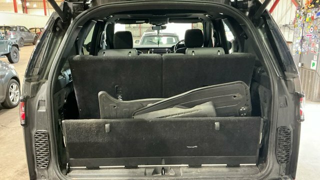 Land Rover Discovery Suv Grey #10