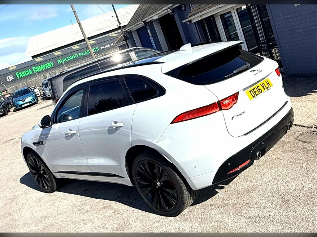 Jaguar F-Pace Prestige Silver #8