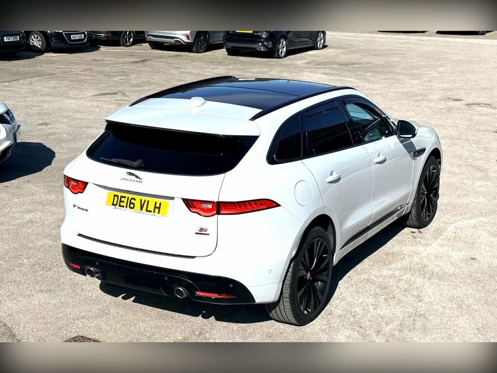 Jaguar F-Pace Prestige Silver #21