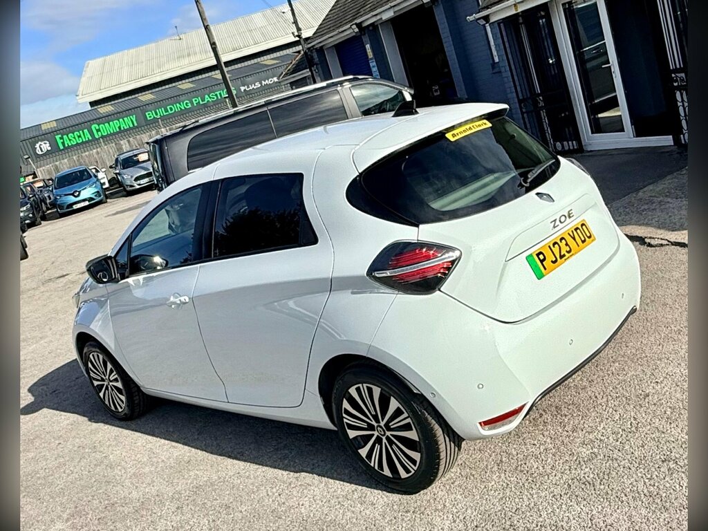 Renault Zoe Techno Blue #13