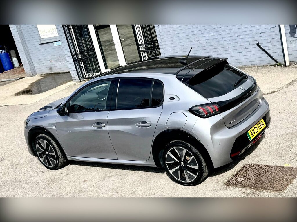 Peugeot e-208 Gt Grey #25