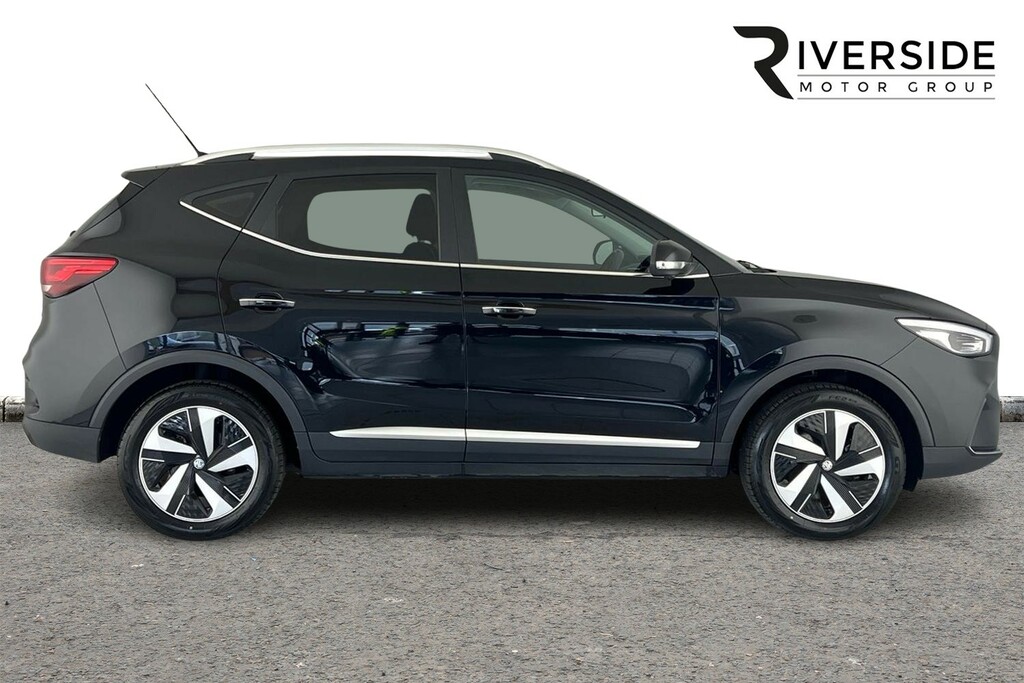MG ZS 72.6Kwh Trophy Connect Long Range Suv YV73PZA Black #4