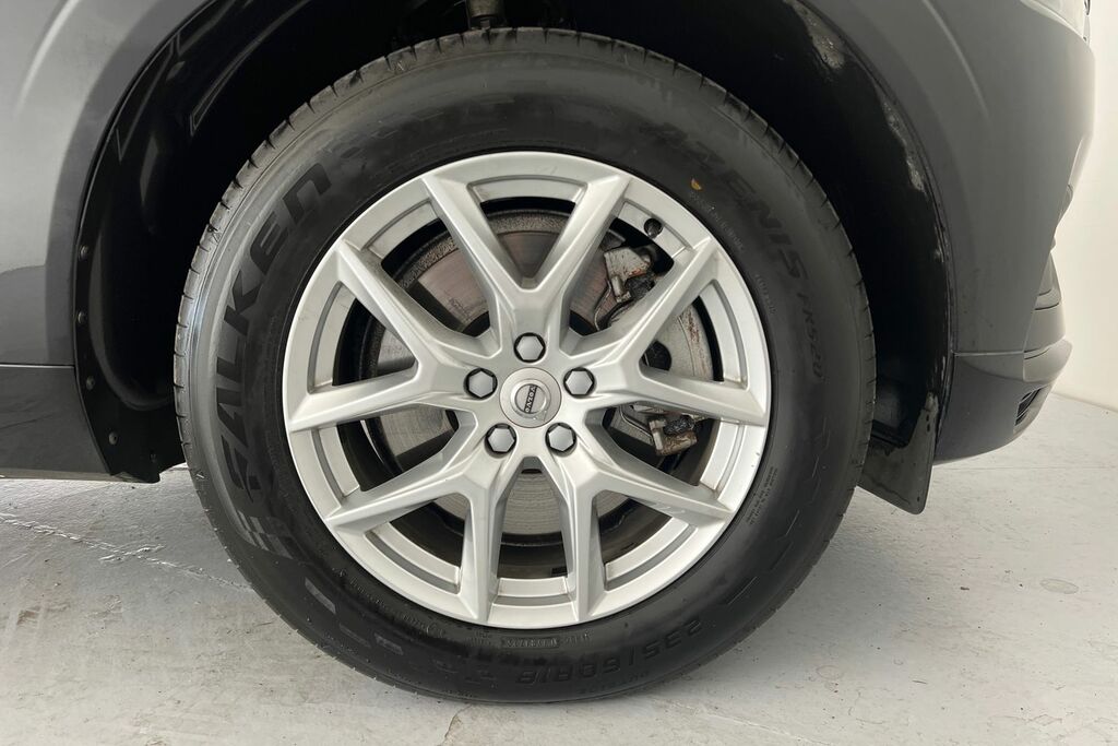 Volvo XC60 D4 Momentum NX20KYF Black #5