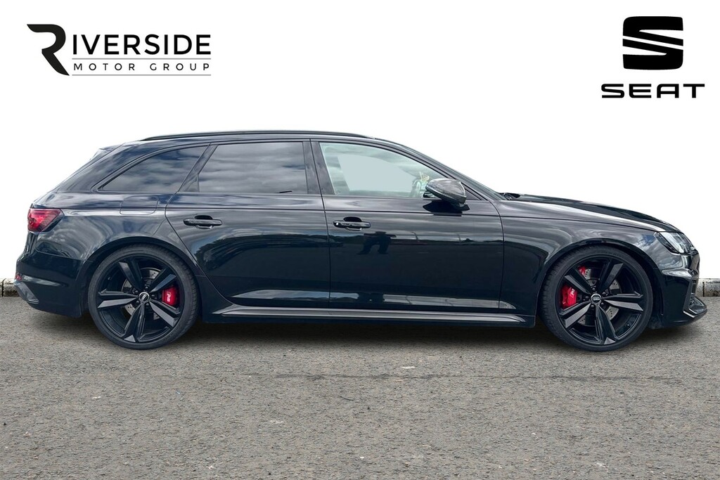 Audi RS4 2.9 Tfsi V6 Carbon Edition Tiptronic Quattro Euro Black #4