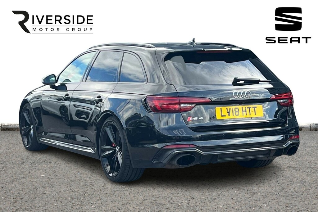Audi RS4 2.9 Tfsi V6 Carbon Edition Tiptronic Quattro Euro Black #3