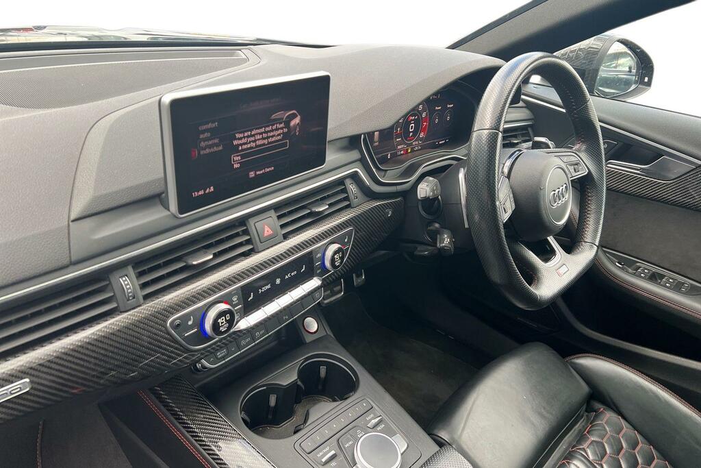 Audi RS4 2.9 Tfsi V6 Carbon Edition Tiptronic Quattro Euro Black #2