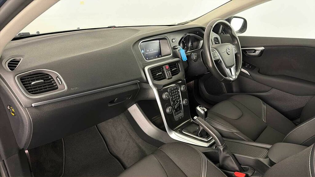 Volvo V40 T2 Momentum Sat Nav Rear Camera Front Park Blue #3