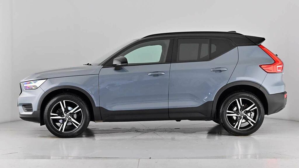 Volvo XC40 Ultimate Dark Black #7