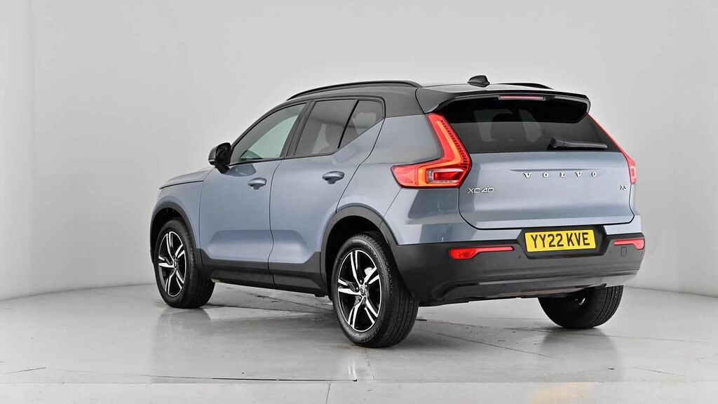 Volvo XC40 Ultimate Dark Black #59